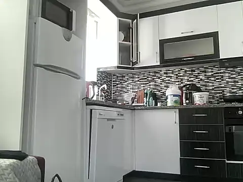 Snapshot of ALPHANDRE chatting on 03/18/25, 01:34 ALPHANDRE online show from 03/18/25, 01:34