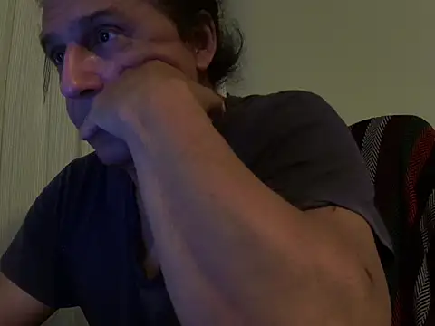 Snapshot of ALPHANDRE chatting on 05/31/26, 06:31 ALPHANDRE online show from 05/31/26, 06:31