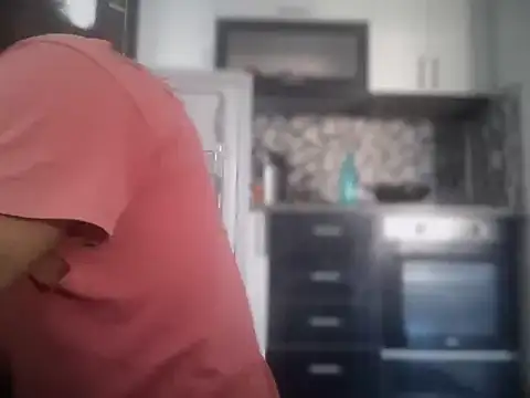 Snapshot of ALPHANDRE chatting on 10/29/25, 07:40 ALPHANDRE online show from 10/29/25, 07:40