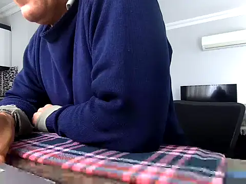 Snapshot of ALPHANDRE chatting on 03/22/26, 06:26 ALPHANDRE online show from 03/22/26, 06:26