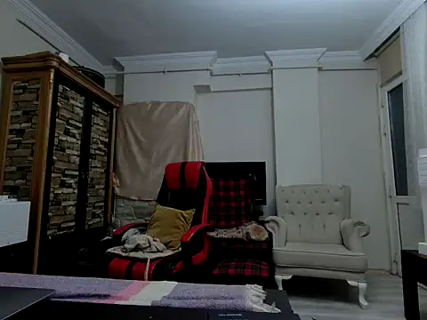Snapshot of ALPHANDRE chatting on 09/17/25, 04:42 ALPHANDRE online show from 09/17/25, 04:42