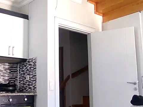 Snapshot of ALPHANDRE chatting on 03/13/26, 07:46 ALPHANDRE online show from 03/13/26, 07:46