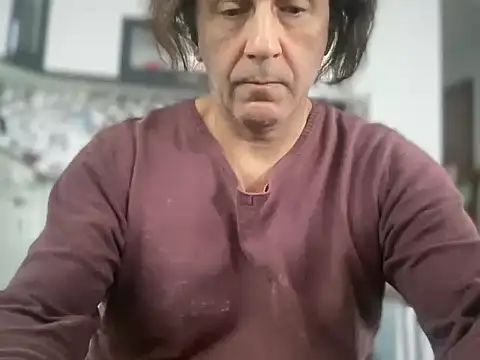 Snapshot of ALPHANDRE chatting on 10/31/25, 08:11 ALPHANDRE online show from 10/31/25, 08:11