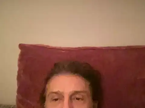 Snapshot of ALPHANDRE chatting on 11/08/25, 07:50 ALPHANDRE online show from 11/08/25, 07:50