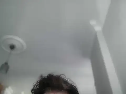 Snapshot of ALPHANDRE chatting on 11/30/25, 08:37 ALPHANDRE online show from 11/30/25, 08:37