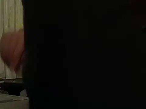 Snapshot of ALPHANDRE chatting on 04/06/26, 06:09 ALPHANDRE online show from 04/06/26, 06:09