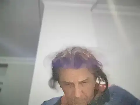 Snapshot of ALPHANDRE chatting on 11/24/25, 07:58 ALPHANDRE online show from 11/24/25, 07:58