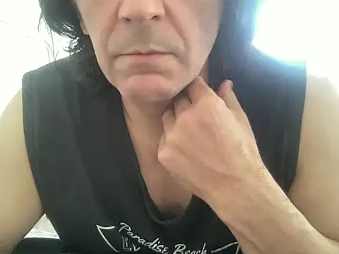 Snapshot of ALPHANDRE chatting on 03/22/25, 01:30 ALPHANDRE online show from 03/22/25, 01:30
