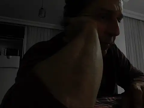 Snapshot of ALPHANDRE chatting on 10/10/25, 07:25 ALPHANDRE online show from 10/10/25, 07:25