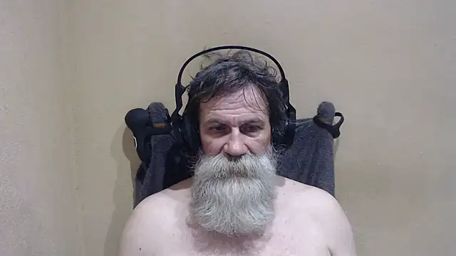 Snapshot of AlexNudo chatting on 07/19/26, 09:50 AlexNudo online show from 07/19/26, 09:50