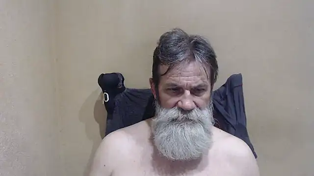 Snapshot of AlexNudo chatting on 06/06/26, 11:04 AlexNudo online show from 06/06/26, 11:04