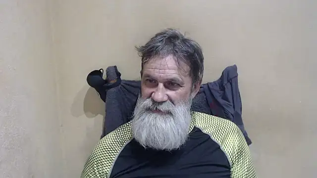 Snapshot of AlexNudo chatting on 05/17/26, 03:23 AlexNudo online show from 05/17/26, 03:23