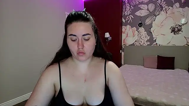 Snapshot of Roxie_Bradley chatting on 03/30/26, 05:42 Roxie Bradley online show from 03/30/26, 05:42