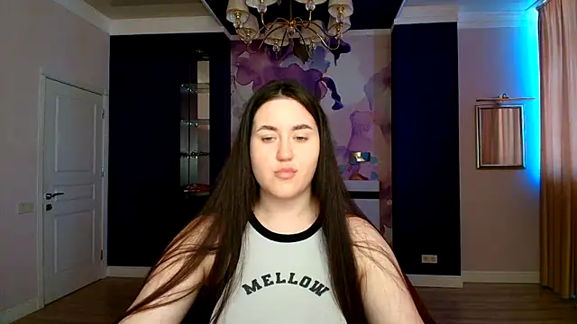 Snapshot of Roxie_Bradley chatting on 03/21/25, 07:11 Roxie Bradley online show from 03/21/25, 07:11