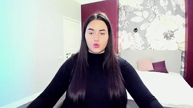 Roxie Bradley online show from 10/21/25, 05:40