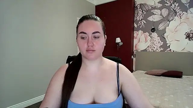 Snapshot of Roxie_Bradley chatting on 03/24/26, 07:19 Roxie Bradley online show from 03/24/26, 07:19