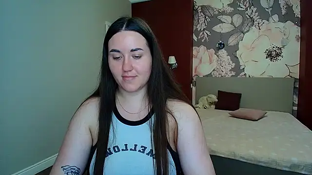 Snapshot of Roxie_Bradley chatting on 07/16/26, 06:54 Roxie Bradley online show from 07/16/26, 06:54