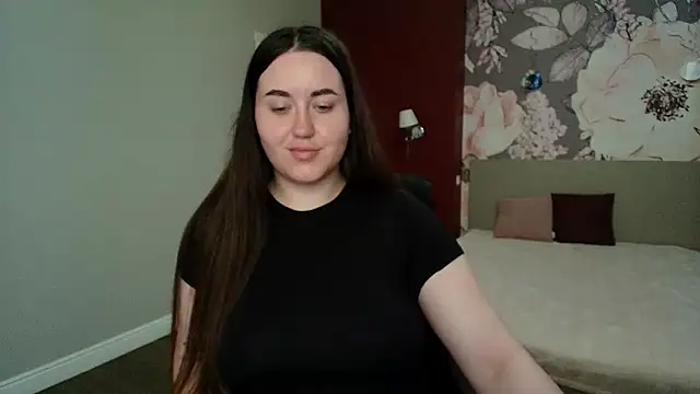 Snapshot of Roxie_Bradley chatting on 05/11/26, 05:53 Roxie Bradley online show from 05/11/26, 05:53