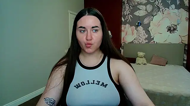 Snapshot of Roxie_Bradley chatting on 07/09/26, 05:41 Roxie Bradley online show from 07/09/26, 05:41
