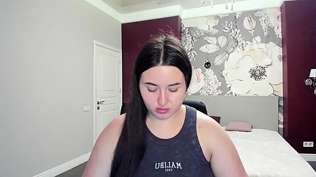 Roxie Bradley online show from 11/03/25, 06:40