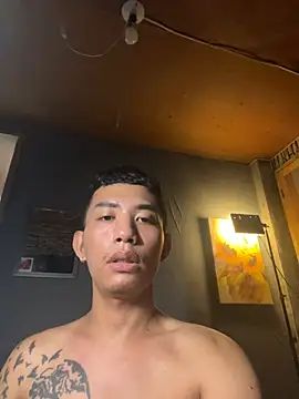 xlovercum online show from 01/08/26, 09:21