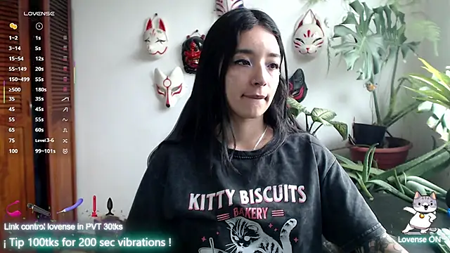 Snapshot of cat_salo chatting on 05/11/26, 02:18 cat salo online show from 05/11/26, 02:18