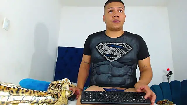 StevanHouston online show from 12/21/24, 02:04