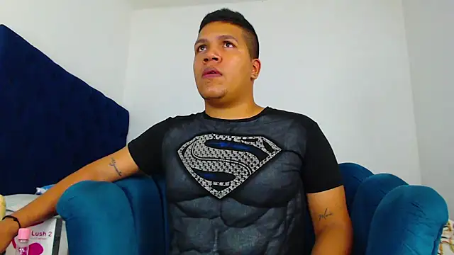 StevanHouston online show from 02/05/25, 04:37