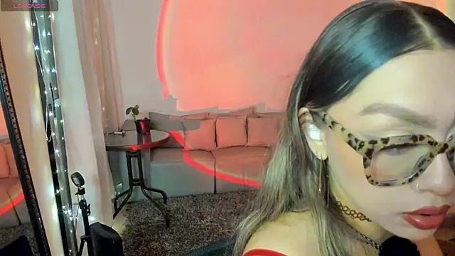 Im sophiie online show from 05/03/26, 06:40