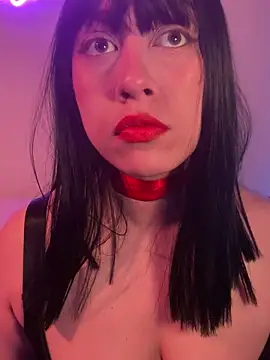 Im sophiie online show from 02/26/25, 07:55