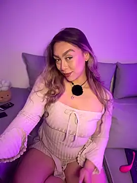 Im sophiie online show from 05/22/26, 07:17