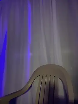 Im sophiie online show from 10/25/25, 06:45