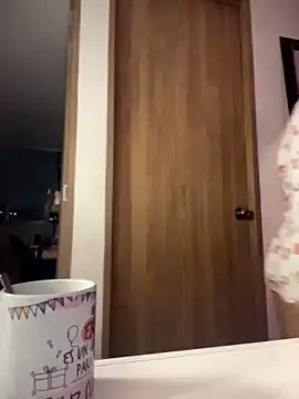 Im sophiie online show from 04/14/26, 06:51