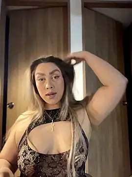 Im sophiie online show from 02/05/26, 06:42