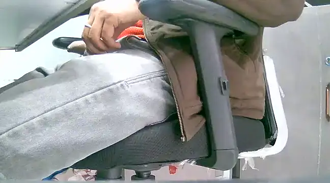 kavipanty online show from 01/16/25, 10:42