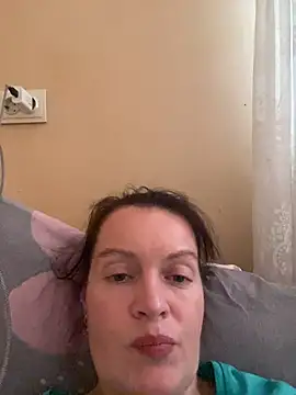 LoveNBloom online show from 07/10/26, 05:24