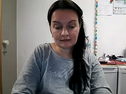 LoveNBloom online show from 01/08/25, 08:07