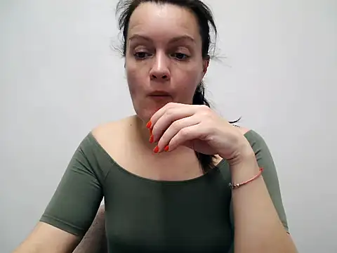 LoveNBloom online show from 12/01/24, 07:19