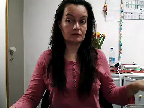 LoveNBloom online show from 02/05/25, 06:15
