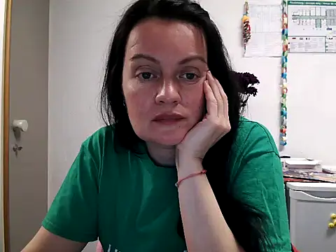 LoveNBloom online show from 03/04/25, 06:18