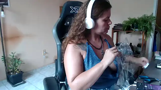 OliviaRojas online show from 02/05/26, 04:25