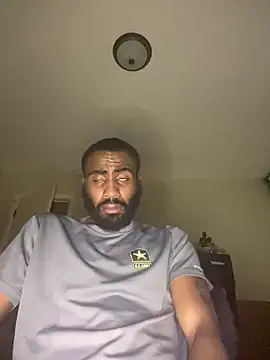 Snapshot of SlxmXBlxck chatting on 02/01/25, 11:10 SlxmXBlxck online show from 02/01/25, 11:10