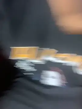 Snapshot of SlxmXBlxck chatting on 02/08/25, 01:11 SlxmXBlxck online show from 02/08/25, 01:11