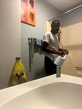 Snapshot of SlxmXBlxck chatting on 11/16/25, 03:17 SlxmXBlxck online show from 11/16/25, 03:17