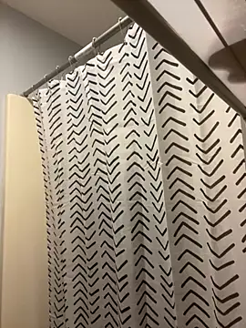 Snapshot of SlxmXBlxck chatting on 09/30/25, 08:59 SlxmXBlxck online show from 09/30/25, 08:59