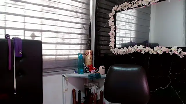 VIOLETTA-HOT online show from 03/18/25, 05:01