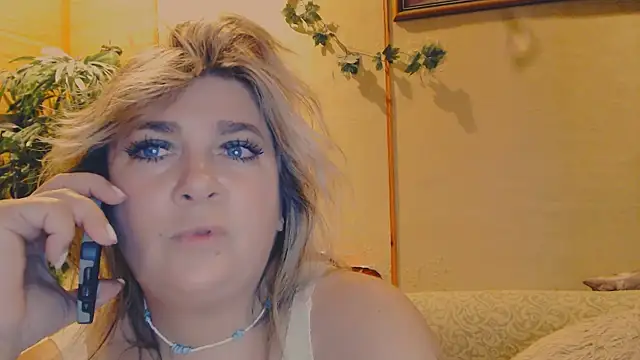 Malena Mi online show from 11/11/25, 08:47