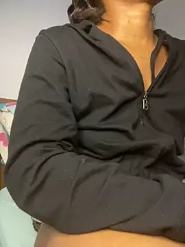  yisela  online show from 03/25/26, 01:06