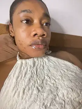  yisela  online show from 04/01/26, 04:14