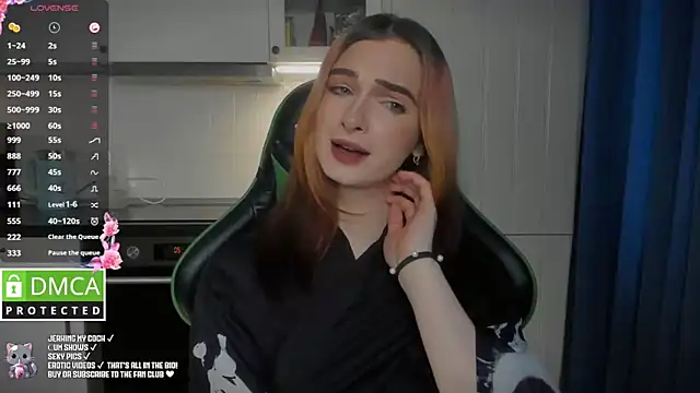 Lee Loo online show from 02/05/25, 02:05